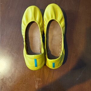 Tieks, size 8. yellow